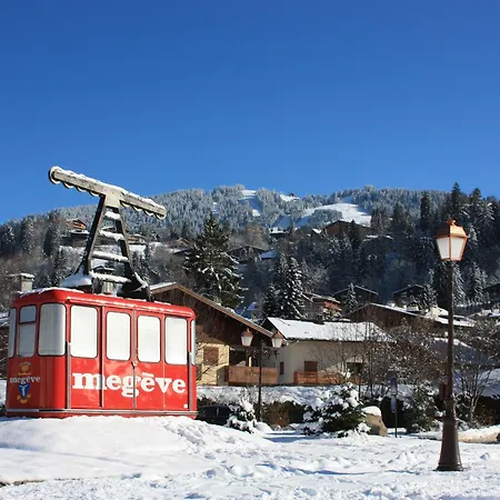 3 Pieces Avec Balcon, Cheminee Et Parking - A 400m Des Pistes Et Du Golf, Mont D'arbois - Fr-1-453-254 *